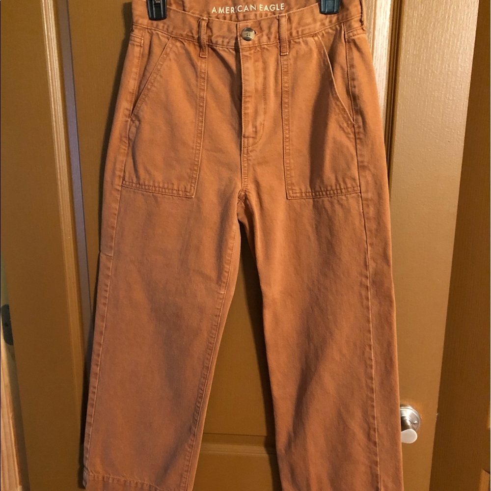 American Eagle crop pants